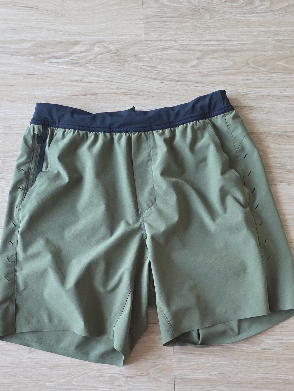 Ten Thousand Session Short 7"
